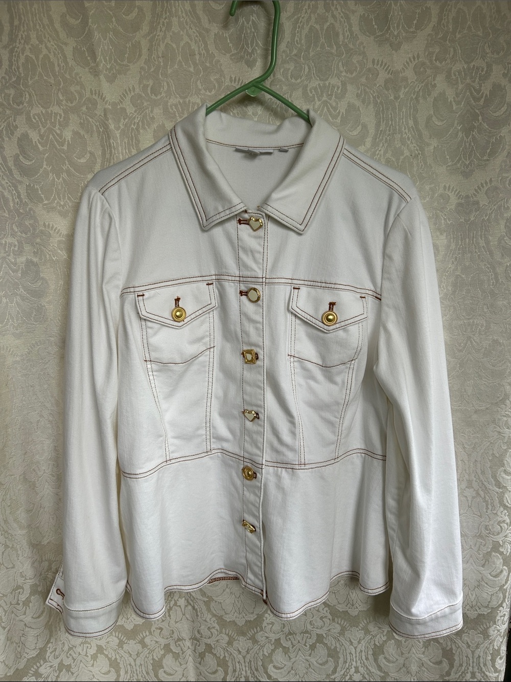 Chico’s White Women's Button-Front Jacket with Contrast Stitching size L